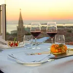 Grand Astoria Otel 4*
