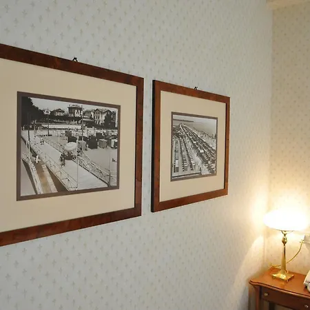 Grand Astoria 4* Градо