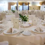 Hotel Grand Astoria 4*