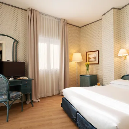 Hotel Grand Astoria
