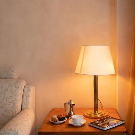 Grand Astoria Hotel 4*