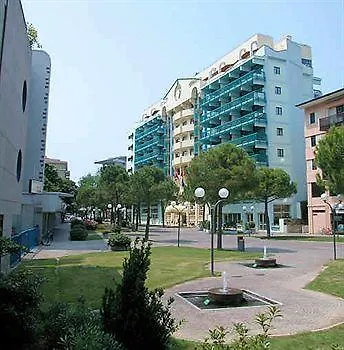Grand Astoria 4* Grado