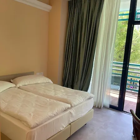 Grand Astoria 4* Grado