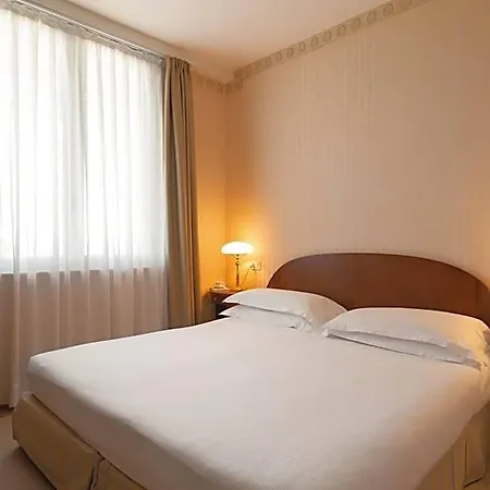 Hotel Grand Astoria