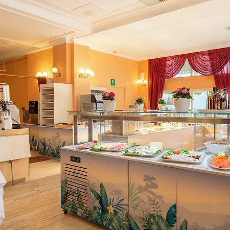 Grand Astoria Hotel